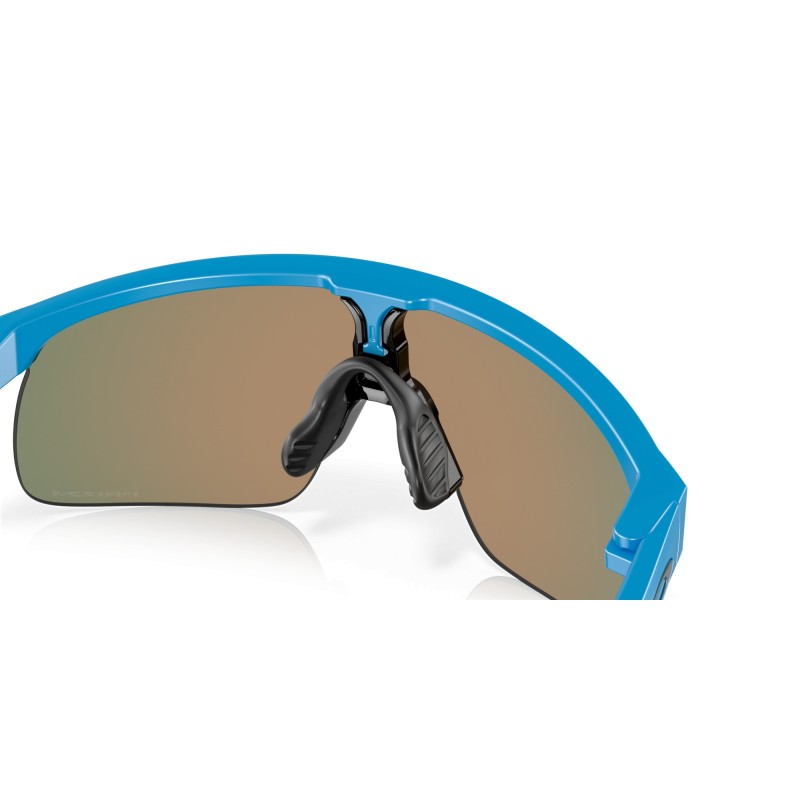 Lunettes de soleil pour femmes Oakley Youth Sun 9010 901005 - Résistance Luxu...