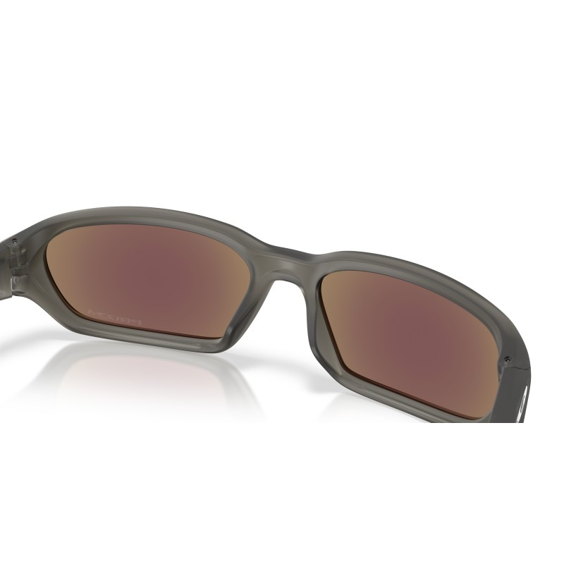 Occhiali da sole Oakley Terraforma con lenti Prizm Sapphire e montatura Matte Grey Smoke