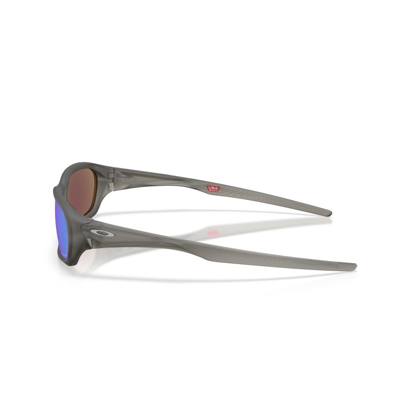 Occhiali da sole Oakley Terraforma con lenti Prizm Sapphire e montatura Matte Grey Smoke
