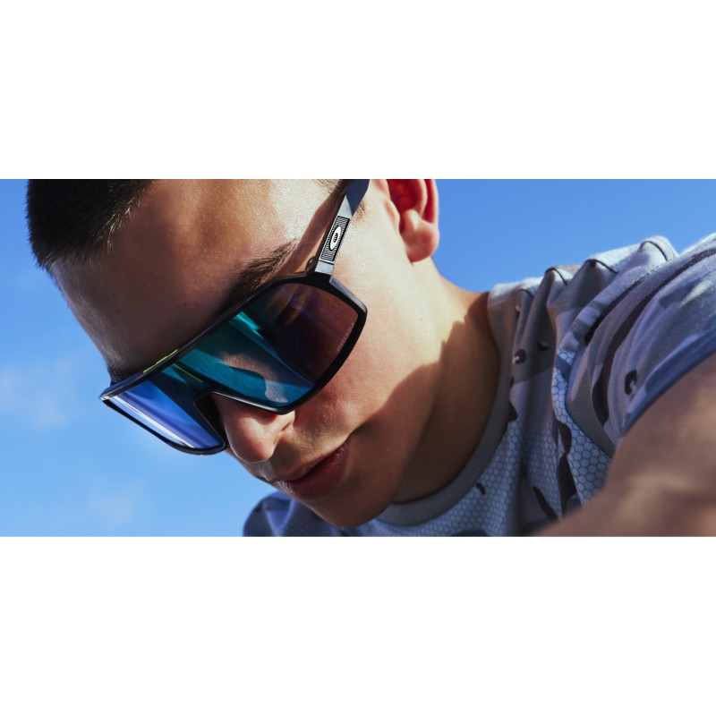 Oakley Sutro : Lunettes de Soleil Sportives - Monture Noire Prizm Jade