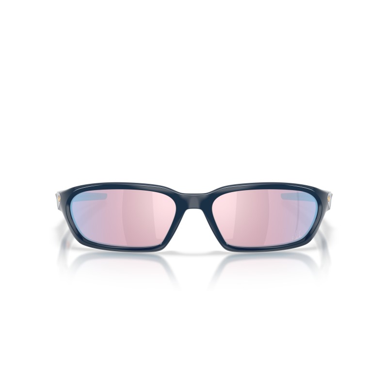 Occhiali da Sole Oakley Terraforma OO9530 | Design Rettangolare
