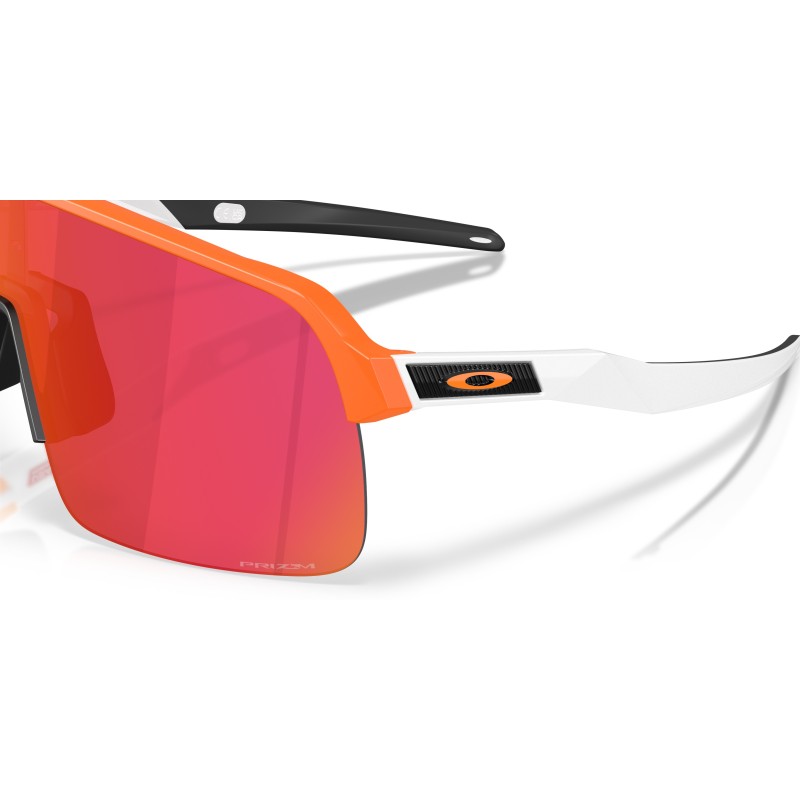 Oakley Sutro Lite OO9463: Occhiali Sportivi con Lenti Prizm