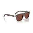 Persol PO8002S 1103C5 Zonnebril | Opal Grey & Rood | Luxe Eyewear