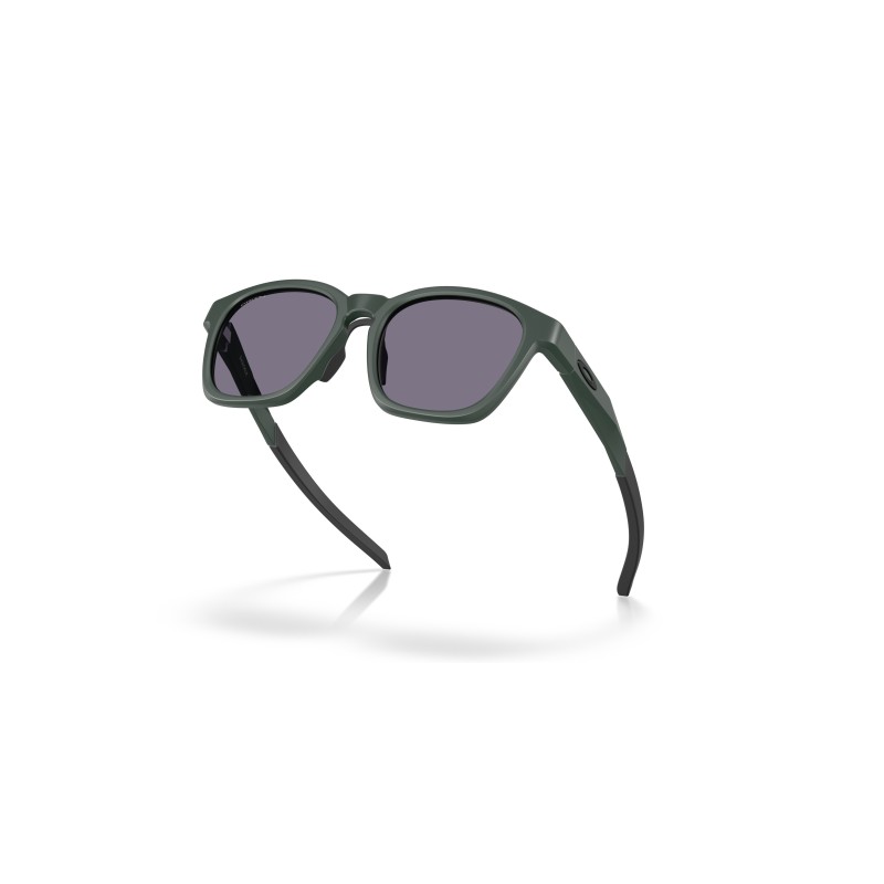 Oakley Shackle OO9507D Sunglasses | Square Frame & Prizm Lenses